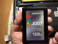 ADATAのSSD